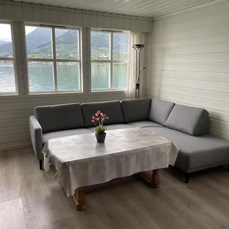 Fjord شقة
