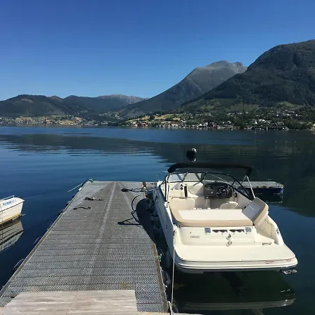 Fjord Apartment *