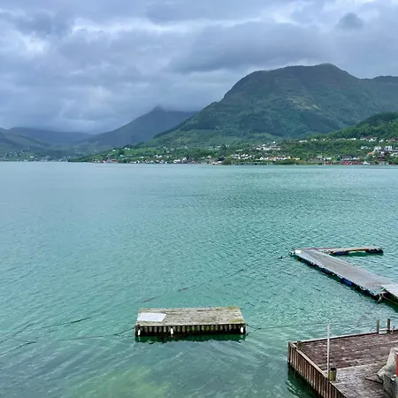 Fjord *